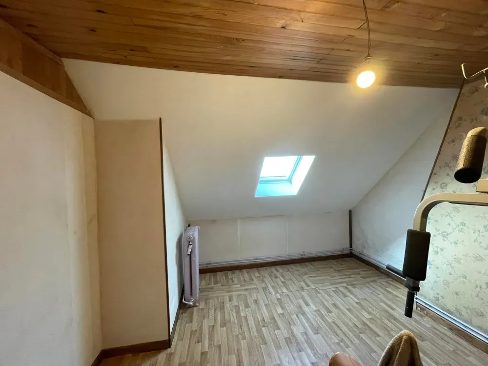 Isolation intérieure sous combles - chambre - après