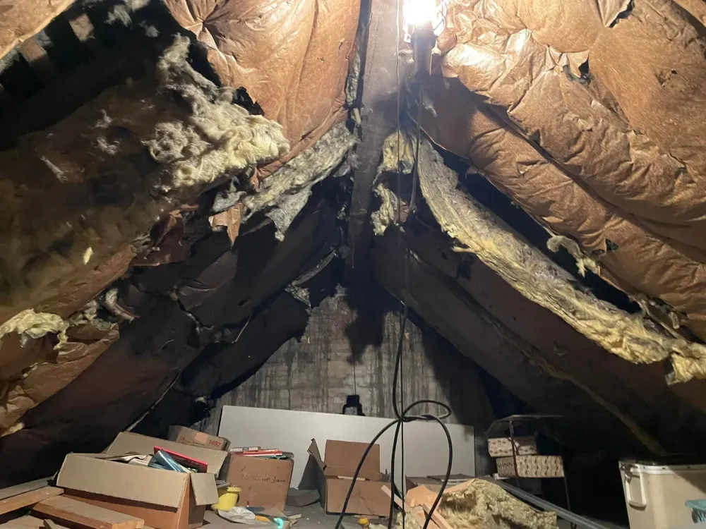 Combles perdus à Conty