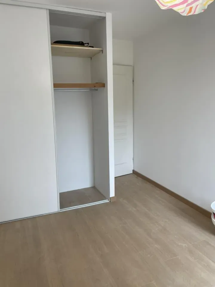 Remplacement moquette par parquet - après