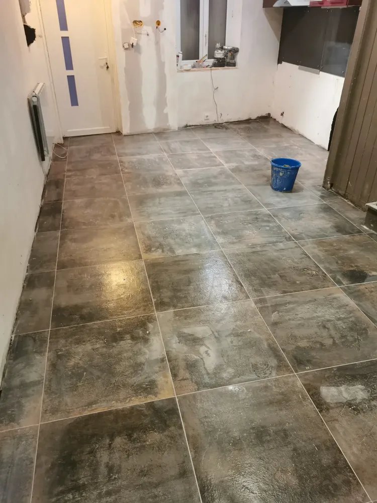 Pose de carrelage - avant